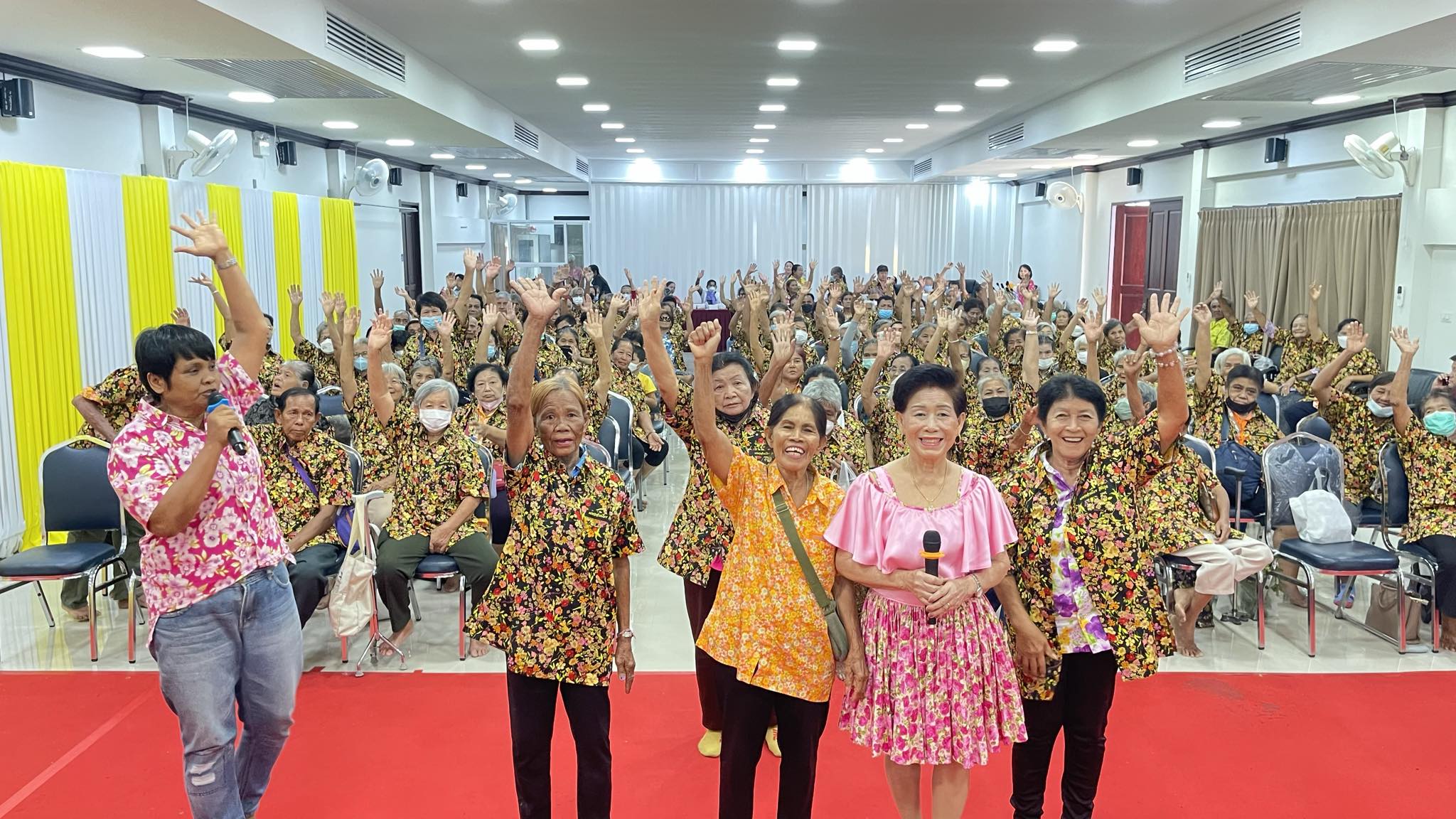 ประชุม ชมรมผู้สูงอายุ ประจำเดือน เมษายน 2567