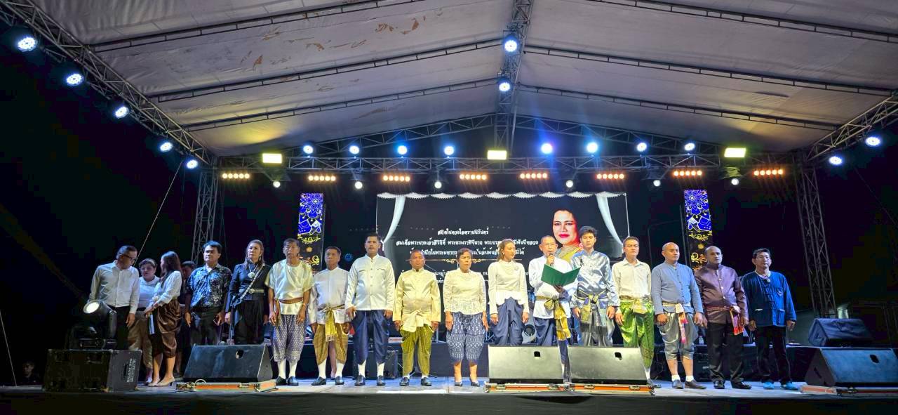 “งานสืบสานประเพณีลอยกระทงตำบลเขาไม้แก้ว ประจำปี 2568”
