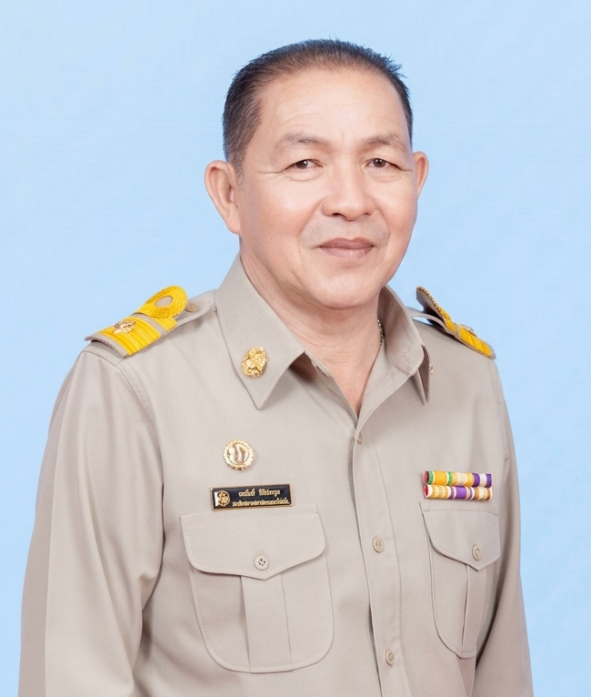 นายพรศักดิ์ กีทีประกูล