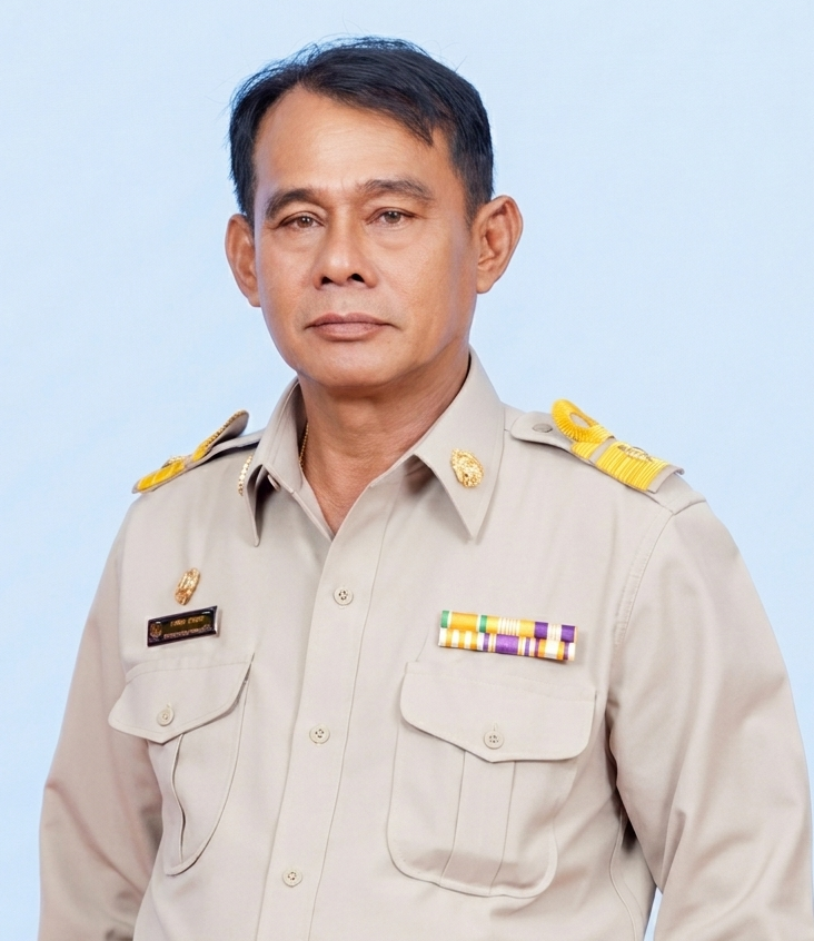 นายบรรพต กองแก้ว